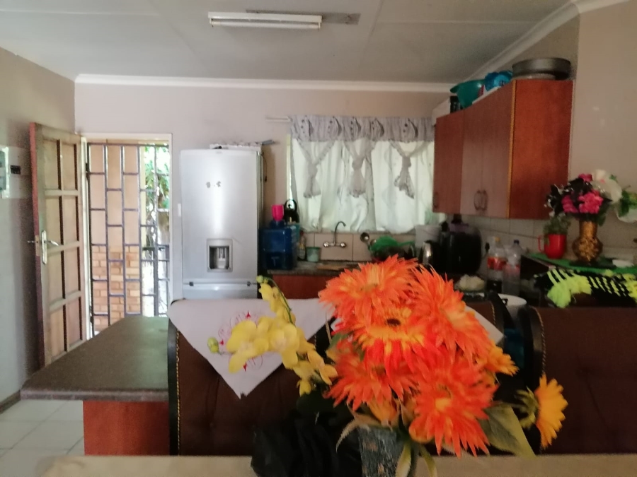 2 Bedroom Property for Sale in Rustenburg Central North West